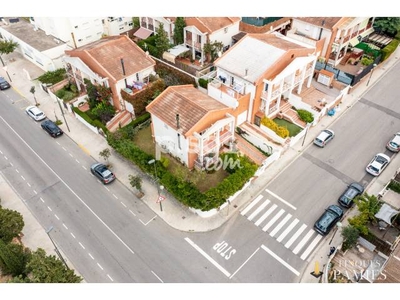 Casa pareada en venta en Carrer Montseny, 2 en Urbanitzacions de Llevant por 329.000 €