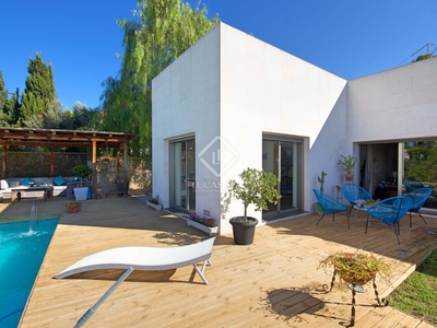 Casa / villa de 350m² en venta en Cabo de las Huertas