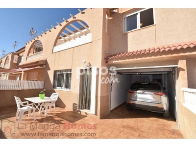 Chalet adosado en venta en Calle Isla Cristina, nº 24 en Islas Menores-Mar de Cristal por 125.000 €