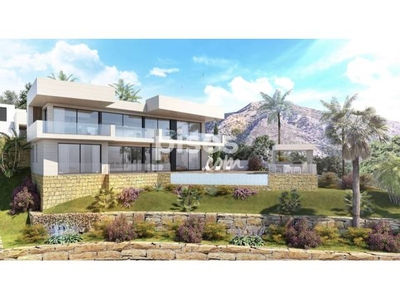 Chalet en venta en El Coto-Campo de Mijas