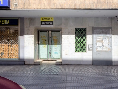 Local en venta en Sevilla de 132 m²