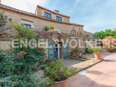 Magnifica casa rural de lujo en una ubicación única del Empordà