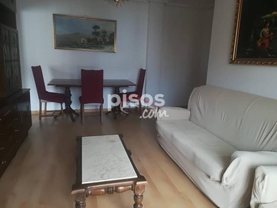 Piso en alquiler en Avenida de José María Fernández, cerca de Plaza de Jacinto Benavente en El Ejido-Santa Ana-La Granja por 580 €/mes