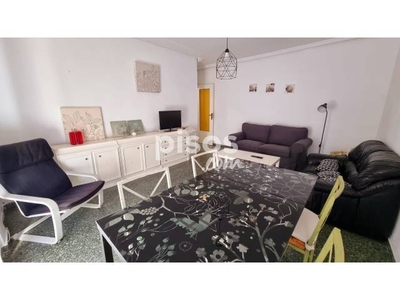 Piso en alquiler en Avenida de Portugal, cerca de Calle de José Manuel de Villena en San Bernardo-Campus-Platina por 1.050 €/mes