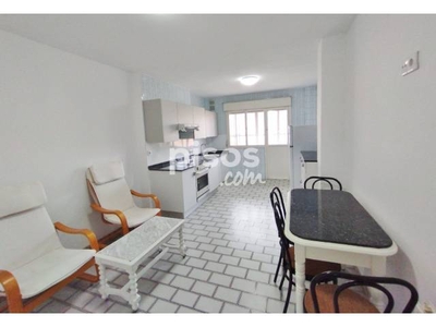 Piso en alquiler en Calle del Roncal en El Llano por 550 €/mes