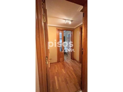 Piso en alquiler en Calle Jaén, 2 en Centro por 500 €/mes