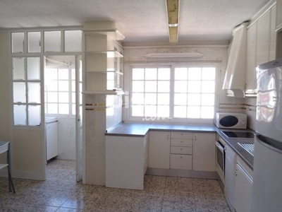 Piso en venta en Alameda San Antón