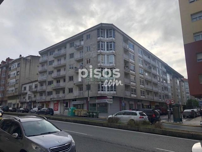 Piso en venta en Avenida Rosalía de Castro, cerca de Rúa Pardiñeiros en Ames (San Tome) por 125.000 €