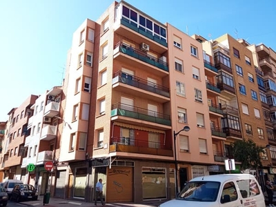 Piso en venta en Calle Arquitecto Vandelvira, 5º, 02004, Albacete (Albacete)