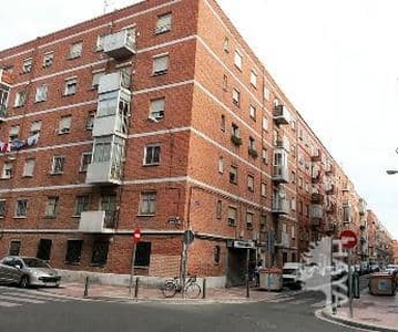 Piso en venta en Calle Caamaño, 5 º, 47013, Valladolid (Valladolid)