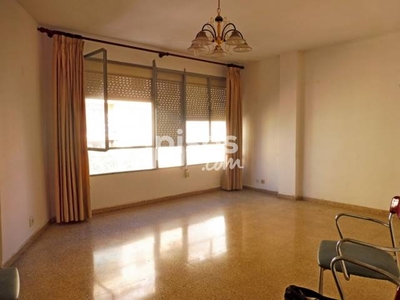 Piso en venta en L Olivera en Plaça de Toros por 193.000 €