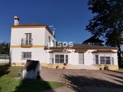 Chalet rústico en venta en Barrio Magallanes Bajos