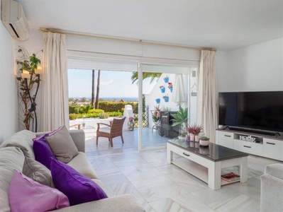 Apartamento en venta en Paraiso - Barronal, Estepona, Málaga