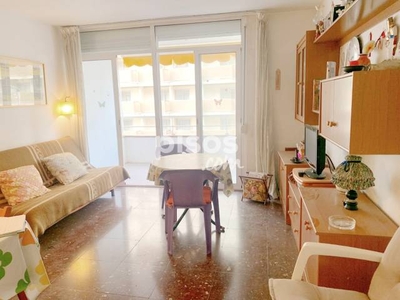 Piso en venta en Avinguda d'Amèrica en Fenals-Santa Clotilde por 92.100 €