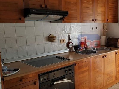 Piso en venta en Barbadás de 3 habitaciones con garaje y balcón