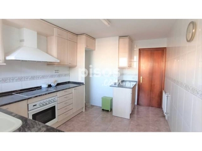 Piso en venta en Carrer de l'Avenir, cerca de Carrer de la Vallvera