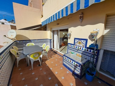 Piso en venta en Playa de Granada de 2 habitaciones con terraza y piscina