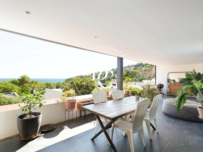 Venta Piso Sitges. Piso de cuatro habitaciones Con terraza