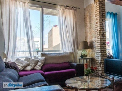 Acogedor apartamento de 2 dormitorios en alquiler en Poblats Marítims