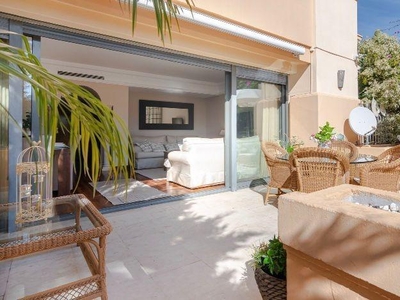 Dúplex en venta en Los Naranjos, Marbella