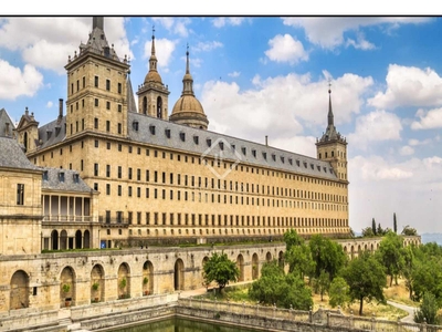Edificio de 533m² en venta en Escorial, Madrid