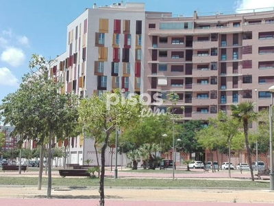 Piso en alquiler en Calle José Valera Romero