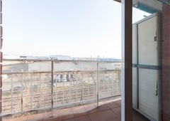 Piso en venta gava sin ascensor!! en Passeig Maragall Gavà