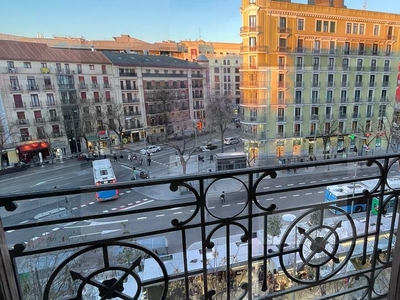 Piso de alquiler en Avenida Felipe II, Goya