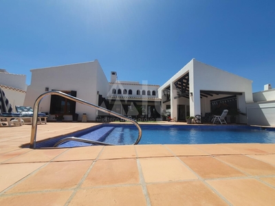 Villa con terreno en venta en la Plaza Martínez Tornel' Murcia