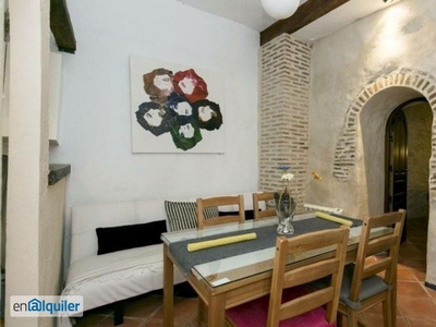 Acogedor apartamento de 2 dormitorios en alquiler cerca de la Alhambra en el Albaicín