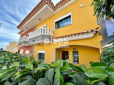 Casa adosada en venta en Candelaria-Playa de La Viuda