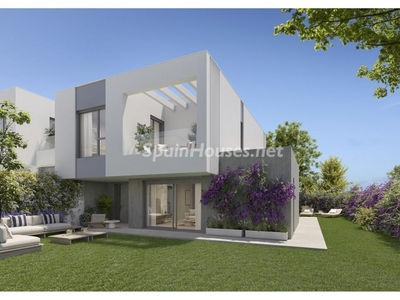 Casa en venta en Elviria, Marbella