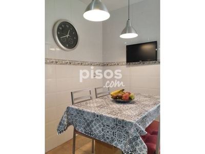 Chalet adosado en venta en Calle de la Alameda