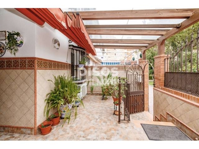 Chalet adosado en venta en Sevilla Este