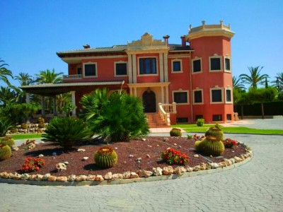 Chalet en venta en Maitino-Perleta, Elche