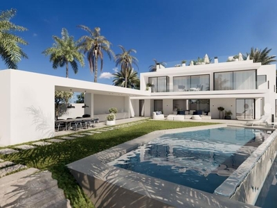 Chalet en venta en Sierra Blanca, Marbella