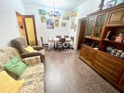 Piso en venta en Arnau D´Oms - Metro Vilapicina