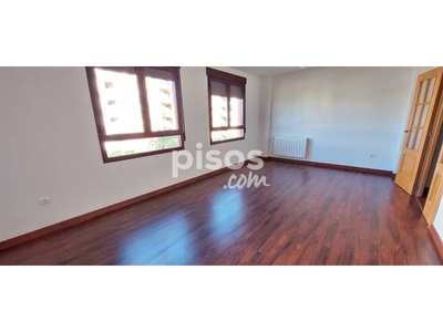 Piso en venta en Calle de Eugenio García Estop