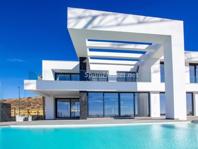 Villa en venta en Colinas del Limonar, Málaga
