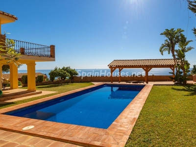 Villa independiente en venta en Solymar - Puerto Marina, Benalmádena