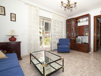 Apartamento de 3 dormitorios en alquiler en Macarena, Sevilla