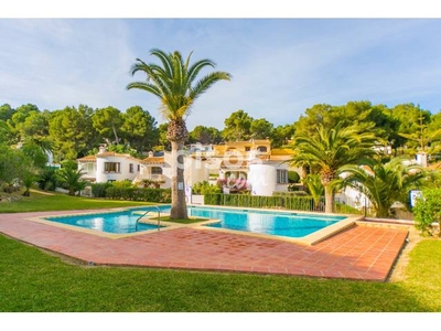 Casa en alquiler en Carrer del Río Nalón