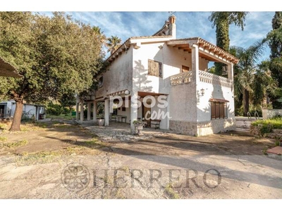 Chalet en venta en Camino de Mateu, 30