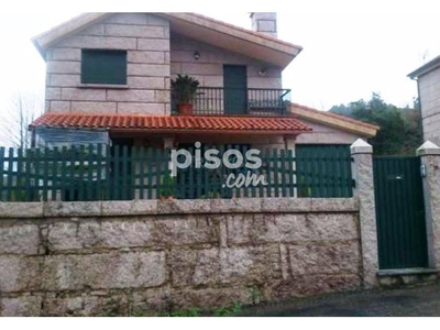 Chalet en venta en Ponteareas