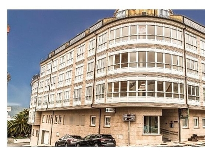 Alquiler de apartamento en calle Rúa Do Porto de 2 habitaciones con terraza y garaje