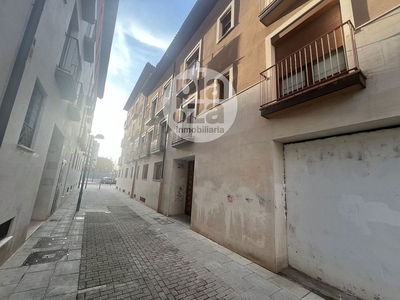 Alquiler de piso en Antigua Estación FFCC - San Agustín de 2 habitaciones con muebles y ascensor