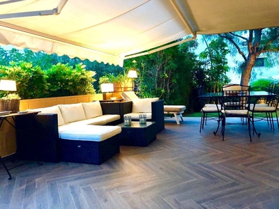 Alquiler de piso en Arenal de 3 habitaciones con terraza y piscina