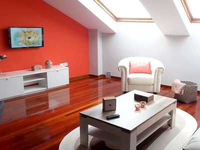 Alquiler de piso en Casco Histórico de 2 habitaciones con muebles y calefacción