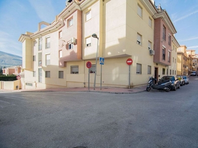 Alquiler de piso en Cenes de la Vega de 1 habitación con piscina y garaje