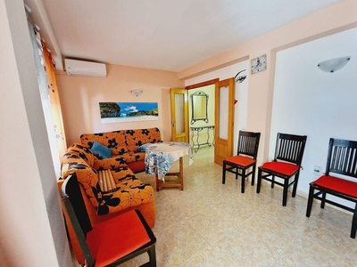 Alquiler de piso en Ciudad Jardín - Tagarete - El Zapillo de 3 habitaciones con terraza y muebles